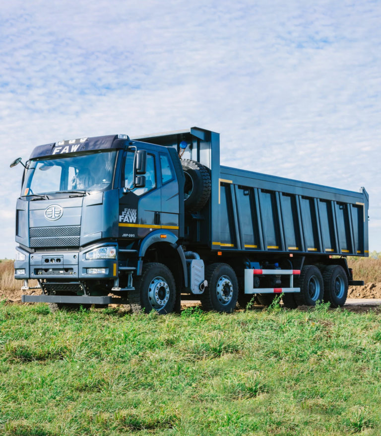 FAW 8x4 1